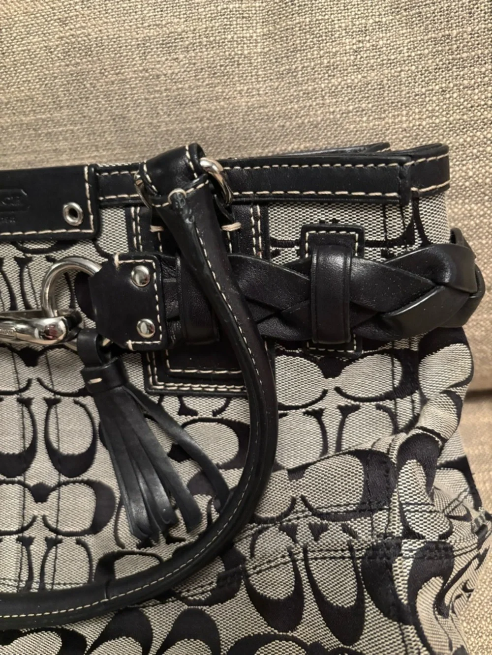 Coach details style